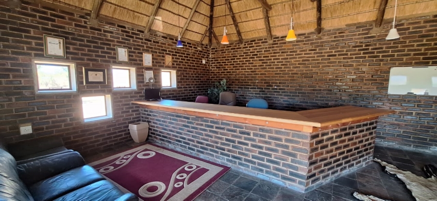 6 Bedroom Property for Sale in Zeerust North West